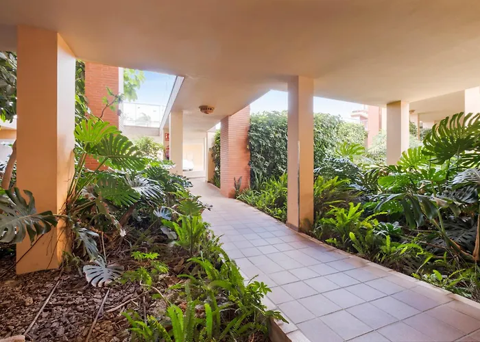 Penthouse With Jacuzzi By Costarentals - Ref 244 *