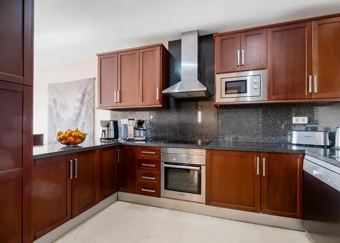 Penthouse With Jacuzzi By Costarentals - Ref 244 Apartamento Fuengirola