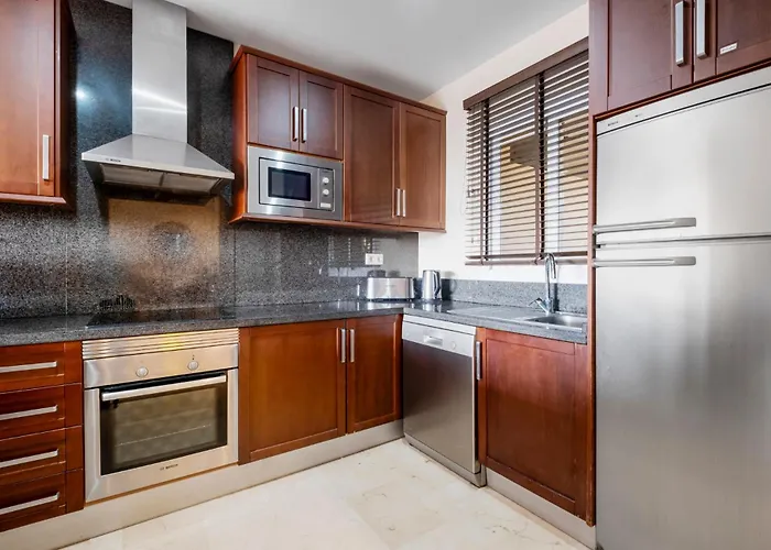 Penthouse With Jacuzzi By Costarentals - Ref 244 Apartamento Fuengirola